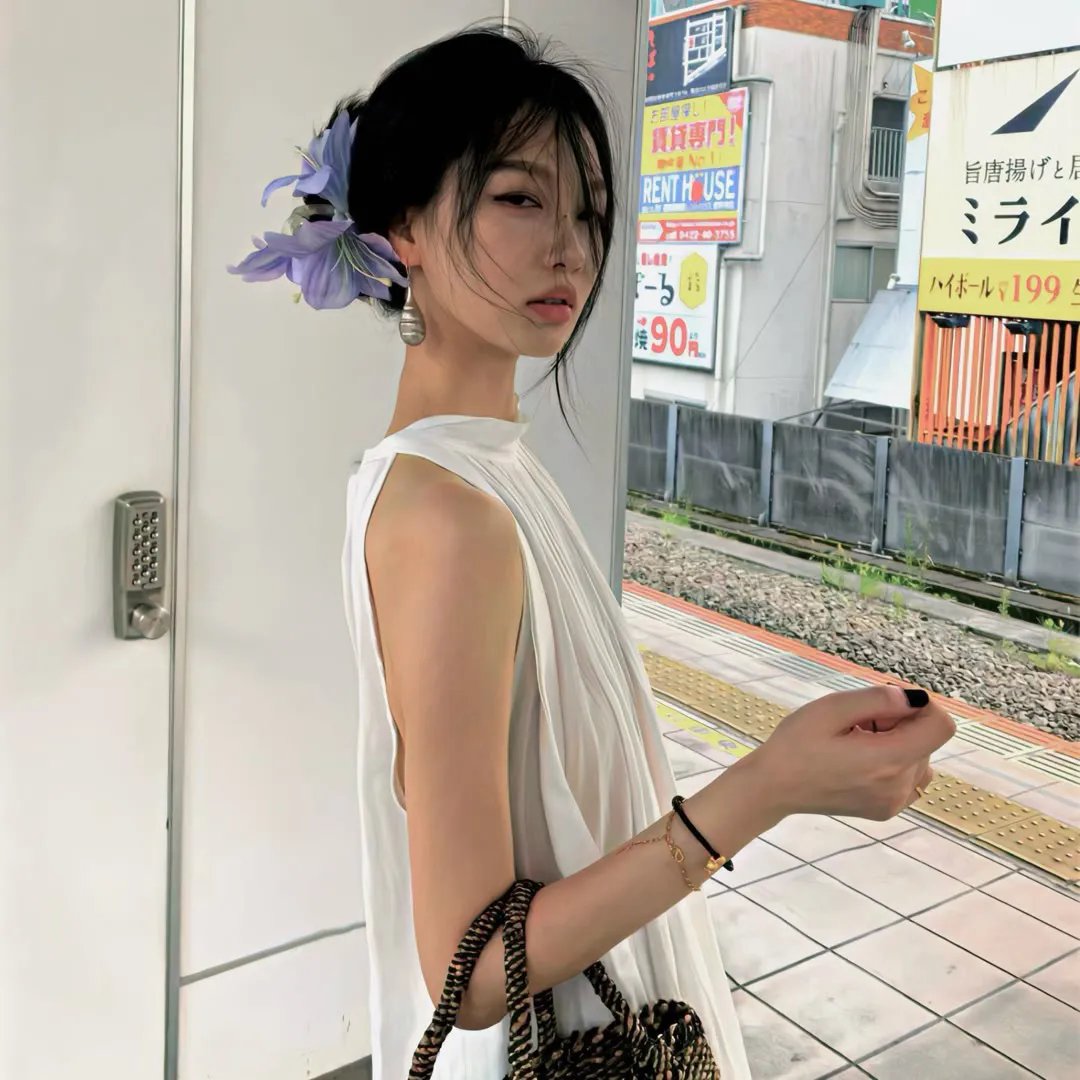 疯疯癫癫的阿兹洛