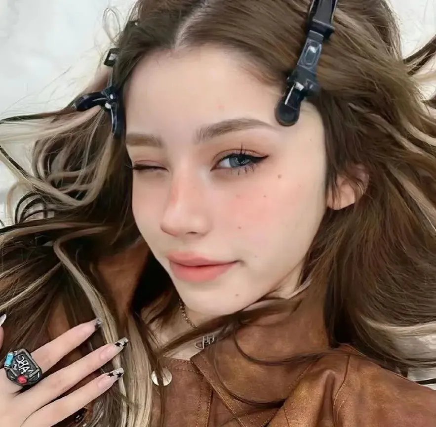 权力的堡垒 第一季